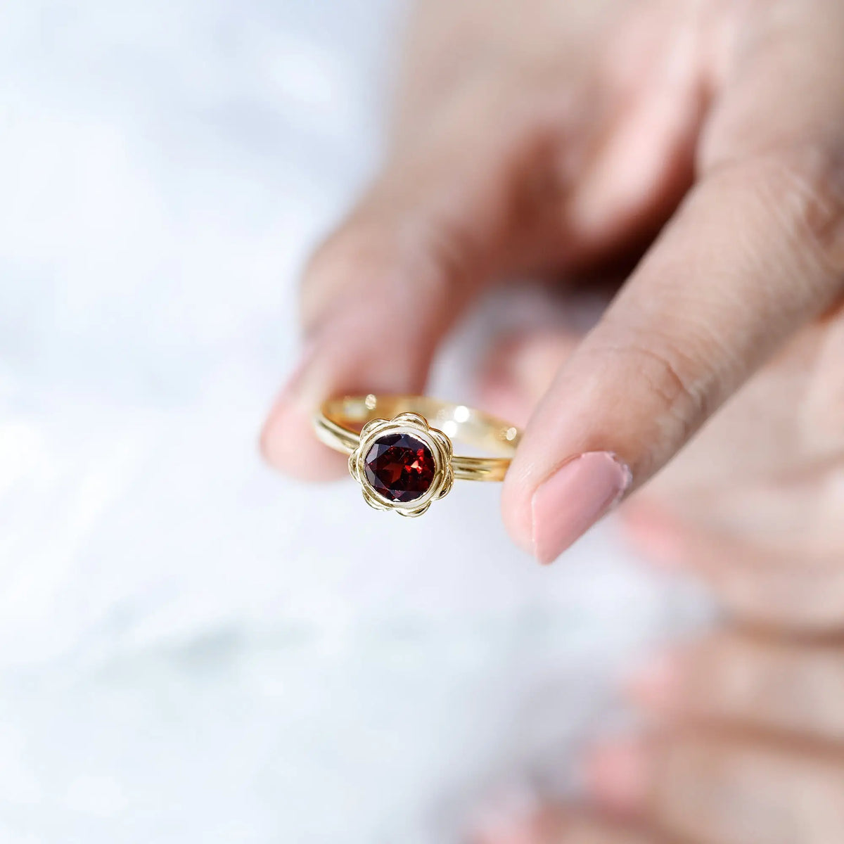 1.7 Carat Round Cut Garnet Flower Engagement Ring for Women