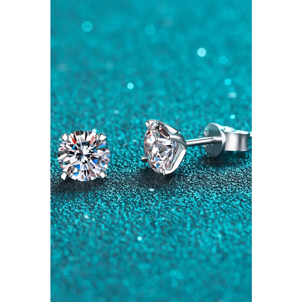 Exquisite 1 carat moissanite stud earrings for luxury fashion women $28.99 1-pair a stunning matching box