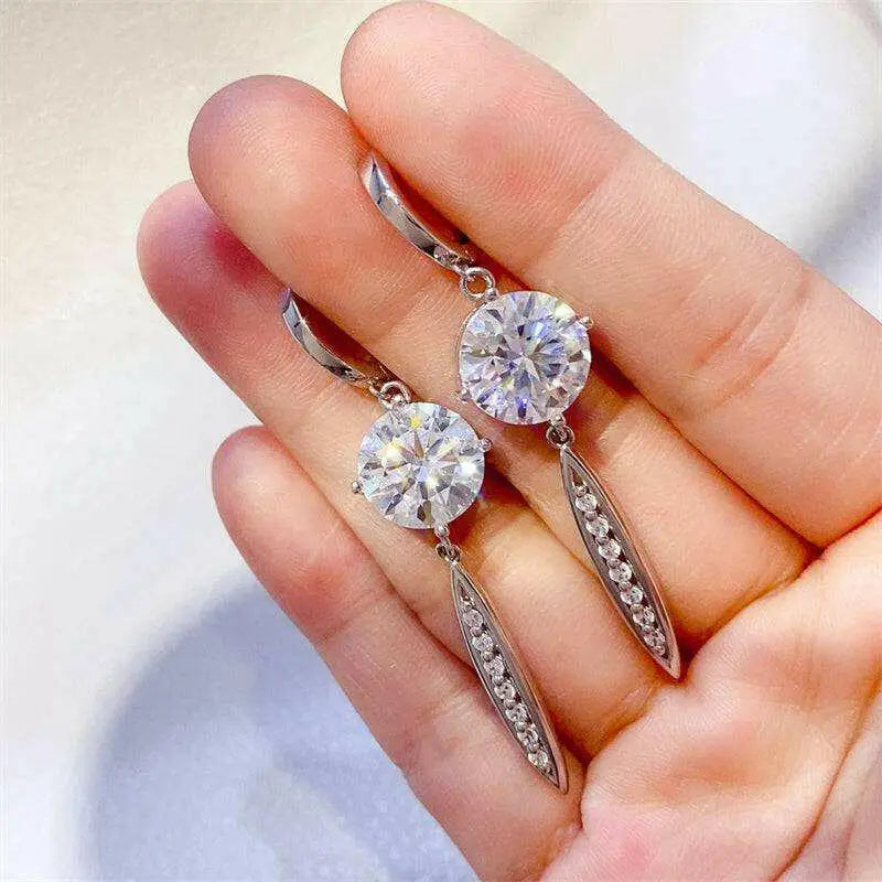 Exquisite 10 carat moissanite earrings for luxury fashion for women $354 1-pair indulge in the allure of moissanite