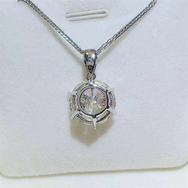 Elegant 10 carat moissanite pendant necklace in luxury fashion for women $350 1-piece each exquisite creation featuring