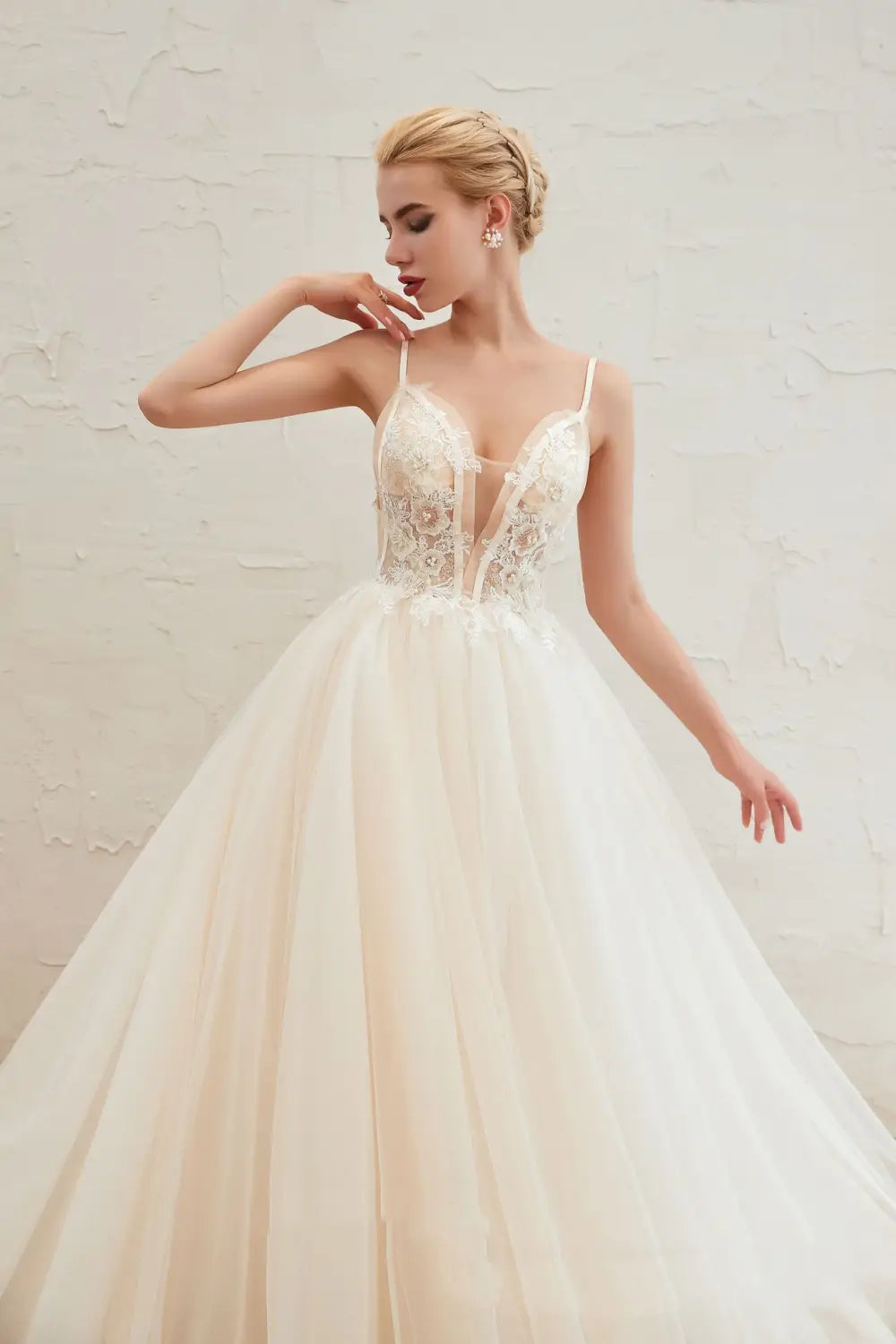 Starry sky luxury backless wedding dress for the chic modern bride