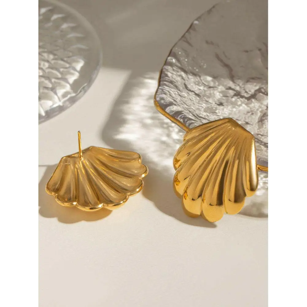 Exquisite 18k gold-plated earrings for luxury fashion enthusiasts $12 1-pair 18k gold-plated, stainless steel care