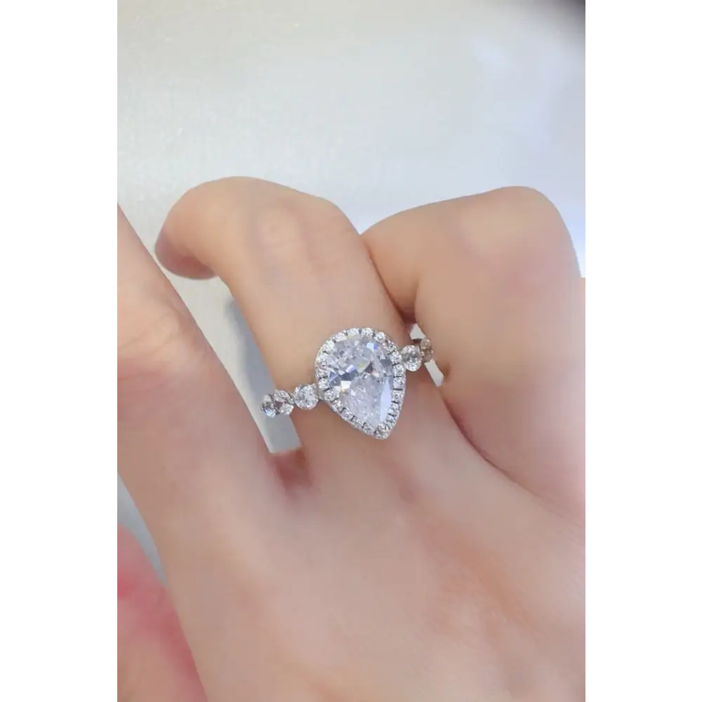 Exquisite 2 carat moissanite ring for luxury fashion and exclusive jewelry $85.99 1-piece a beautifully crafted