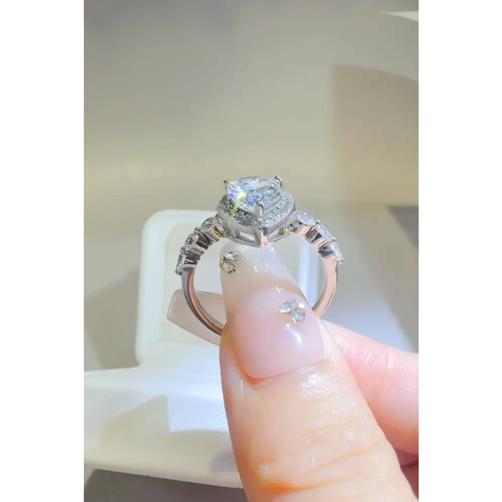 Exquisite 2 carat moissanite ring for luxury fashion and exclusive jewelry $85.99 1-piece a beautifully crafted