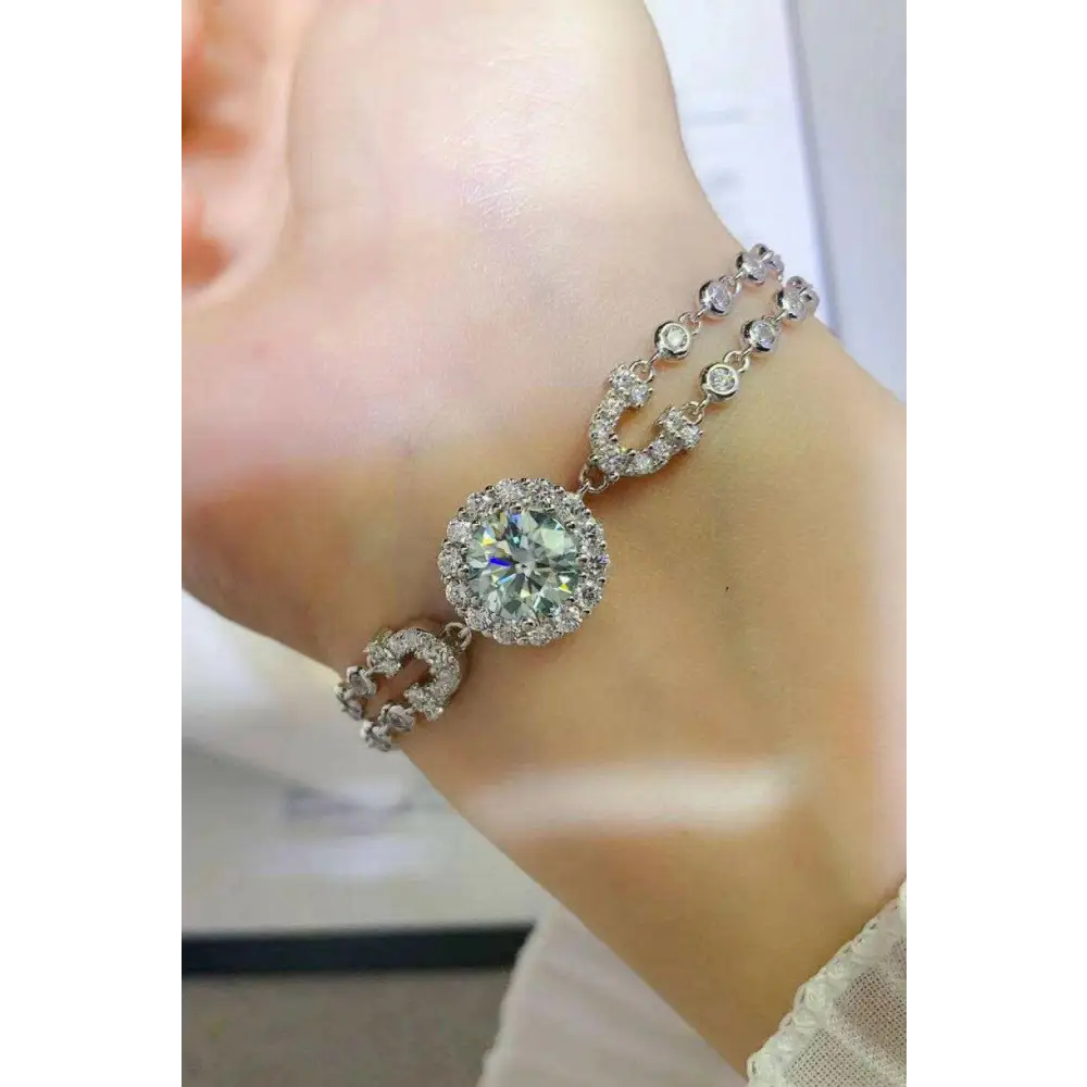 Elegant 2 carat moissanite bracelet for luxury fashion for women $314 color may vary dramatically based on different