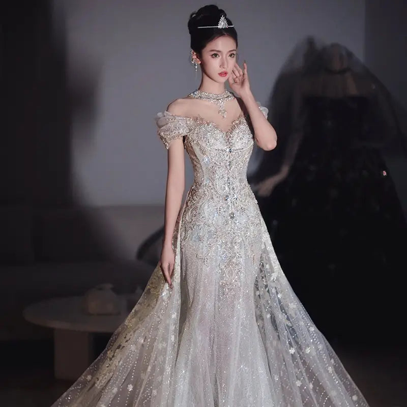 Exquisite fishtail light wedding dress in timeless luxury fashion for women