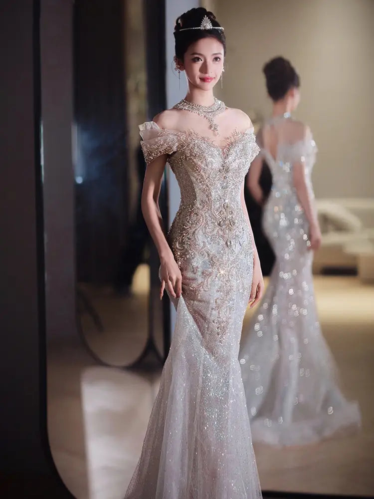 Exquisite fishtail light wedding dress in timeless luxury fashion for women