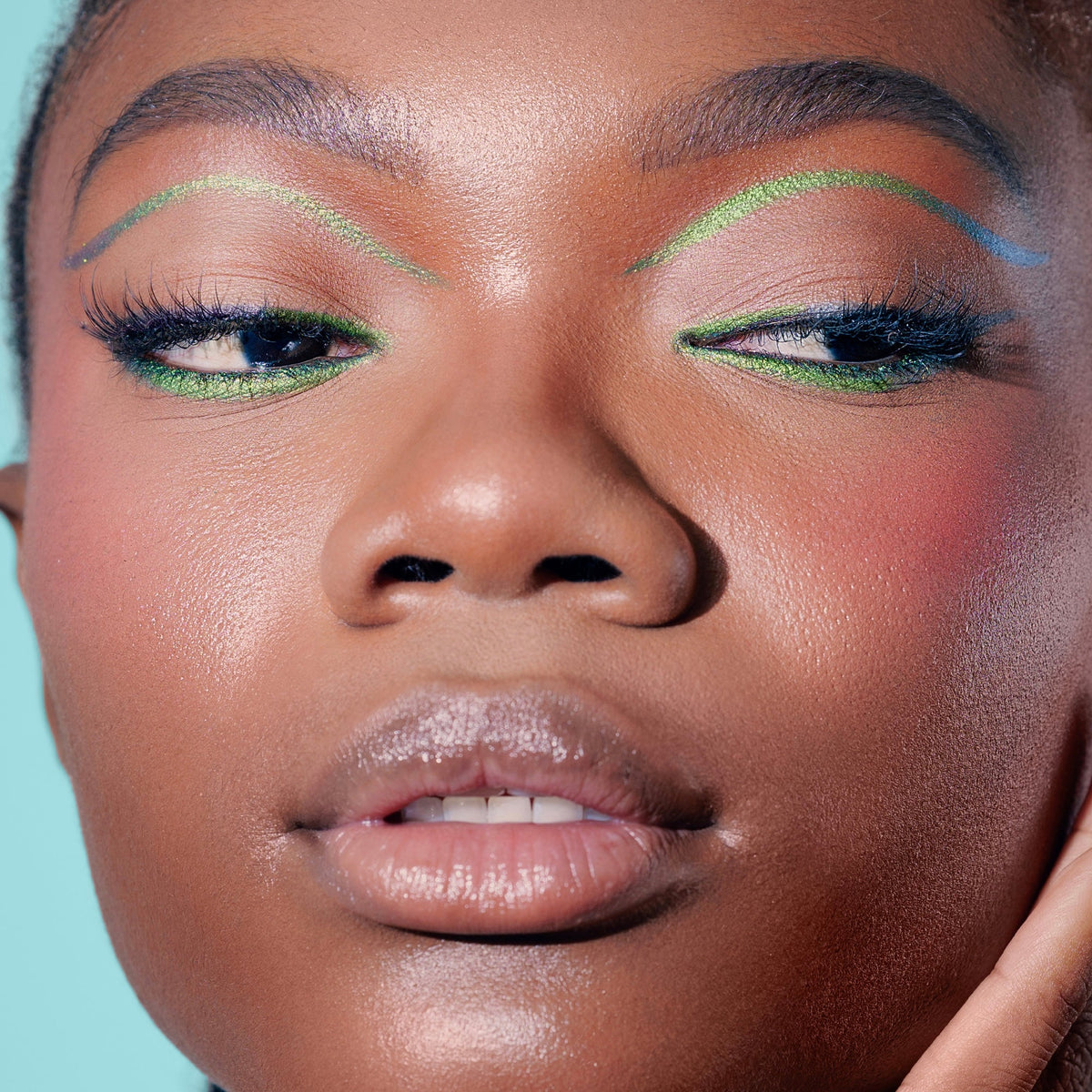 Eyeliner Tox - Maven Couture Inc