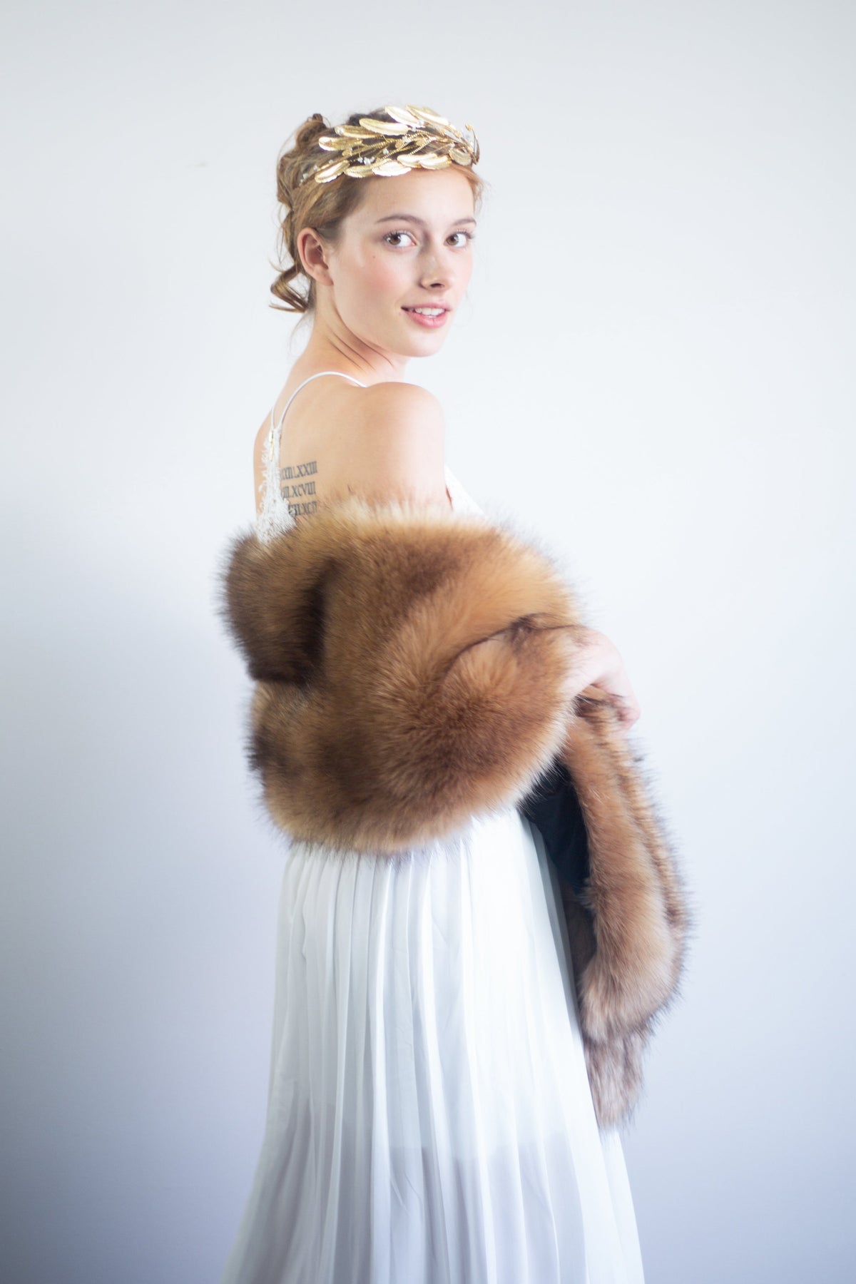 Honey Brown Faux Fur Shawl (Lilian LBrw03)