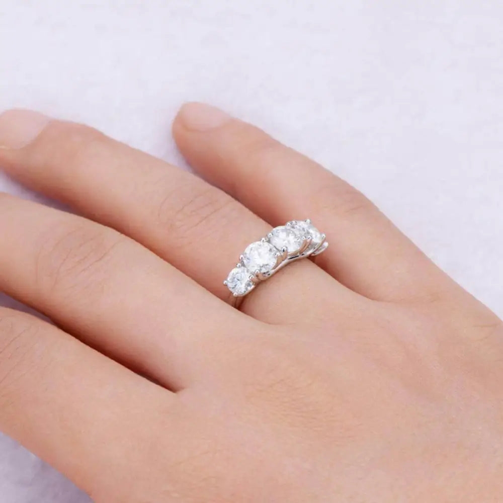 Elegance redefined 6 carat moissanite ring for luxury fashion for women $160 1-piece each stunning piece of moissanite