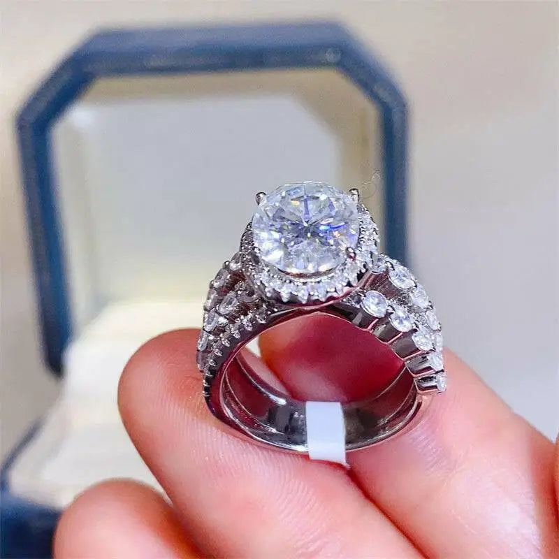 Exquisite 3 carat moissanite ring for luxury fashion and exclusive jewelry $250 1-piece this exquisite moissanite