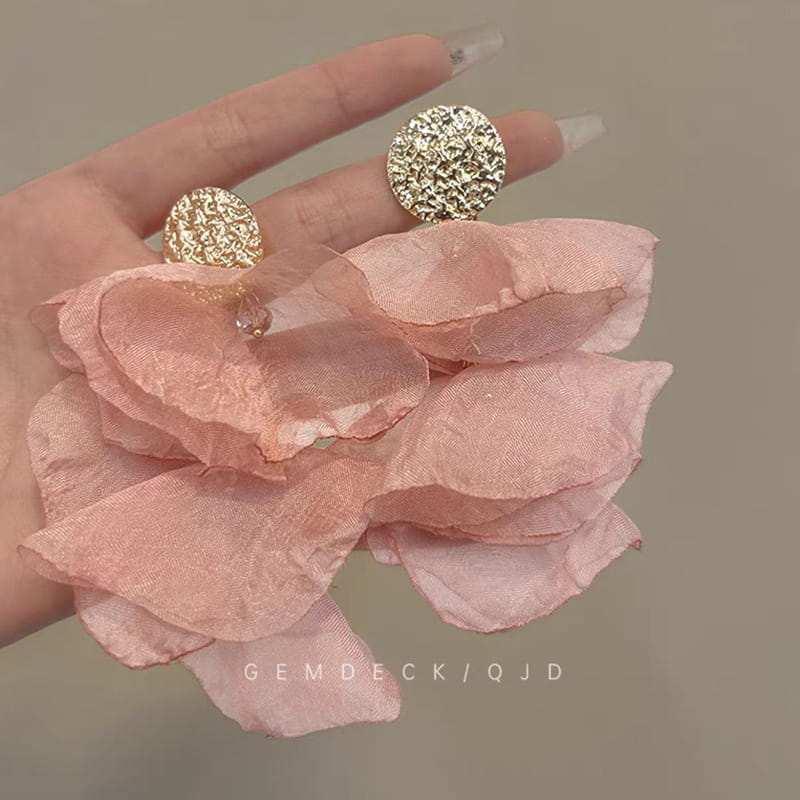 Elevate your look with exclusive retro chiffon petal earrings