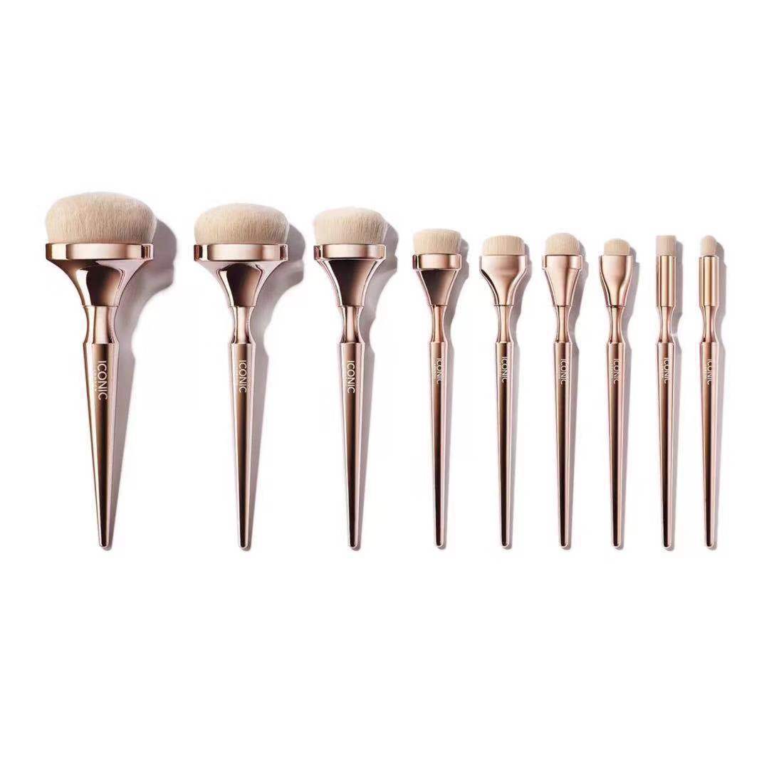 Elevate your beauty routine with the luxe makeup brush set by maven couture