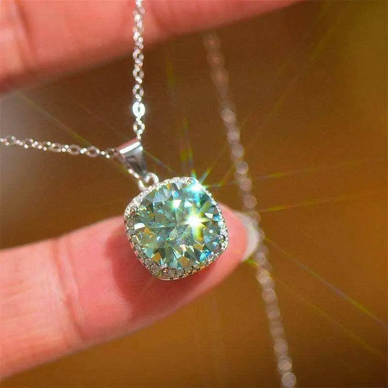 Exquisite 5 carat moissanite pendant for luxury fashion and exclusive jewelry $176 1-piece experience the allure