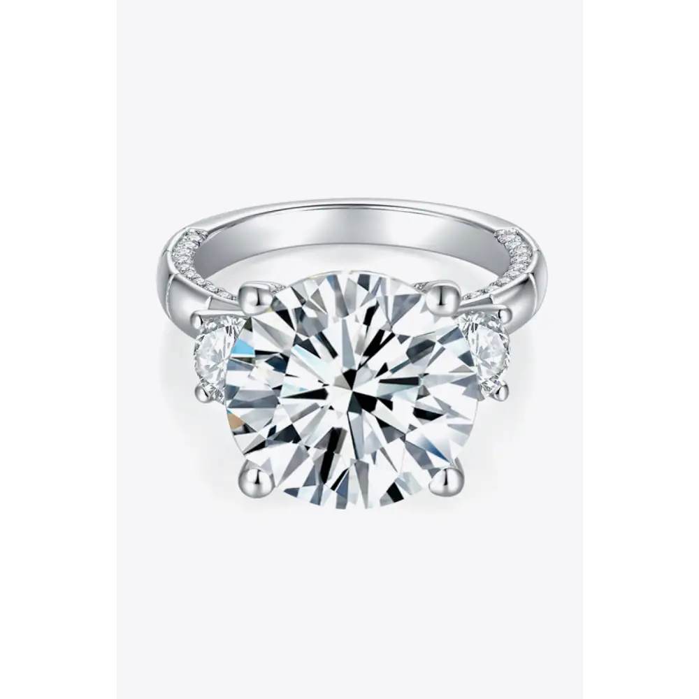 Luxurious 8.6 carat moissanite ring for exclusive jewelry and accessories $245.99 modern a breathtaking minimalist