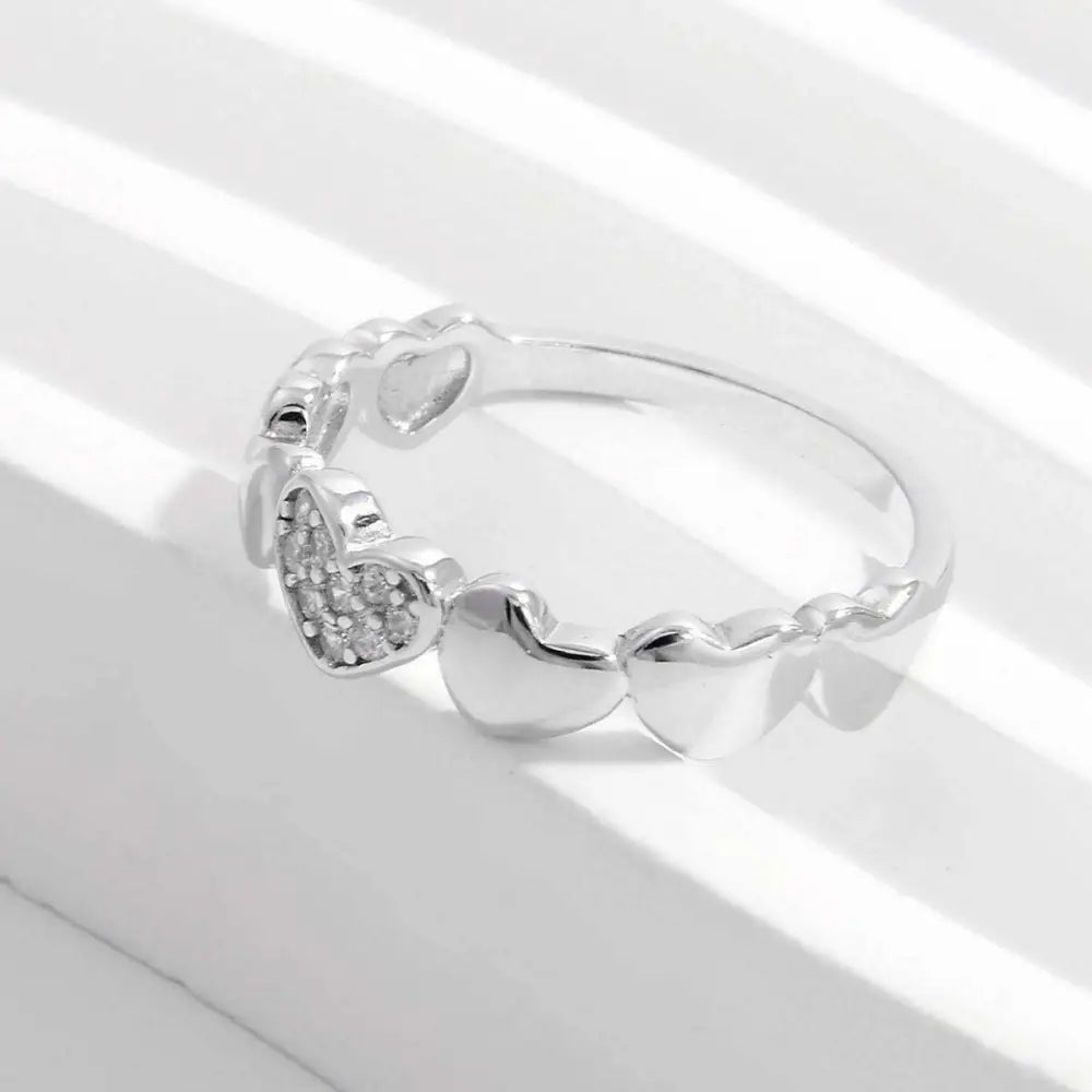 Exquisite zircon heart ring for luxurious fashion and timeless elegance $37 1-piece, showcasing an exquisite design