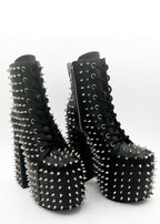 Brutal Boot