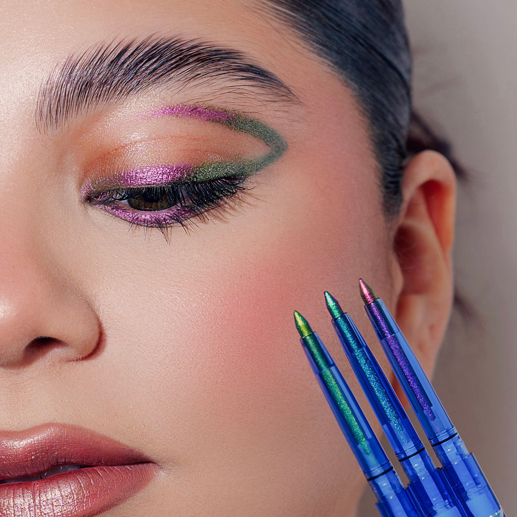Eyeliner Too much - Maven Couture Inc