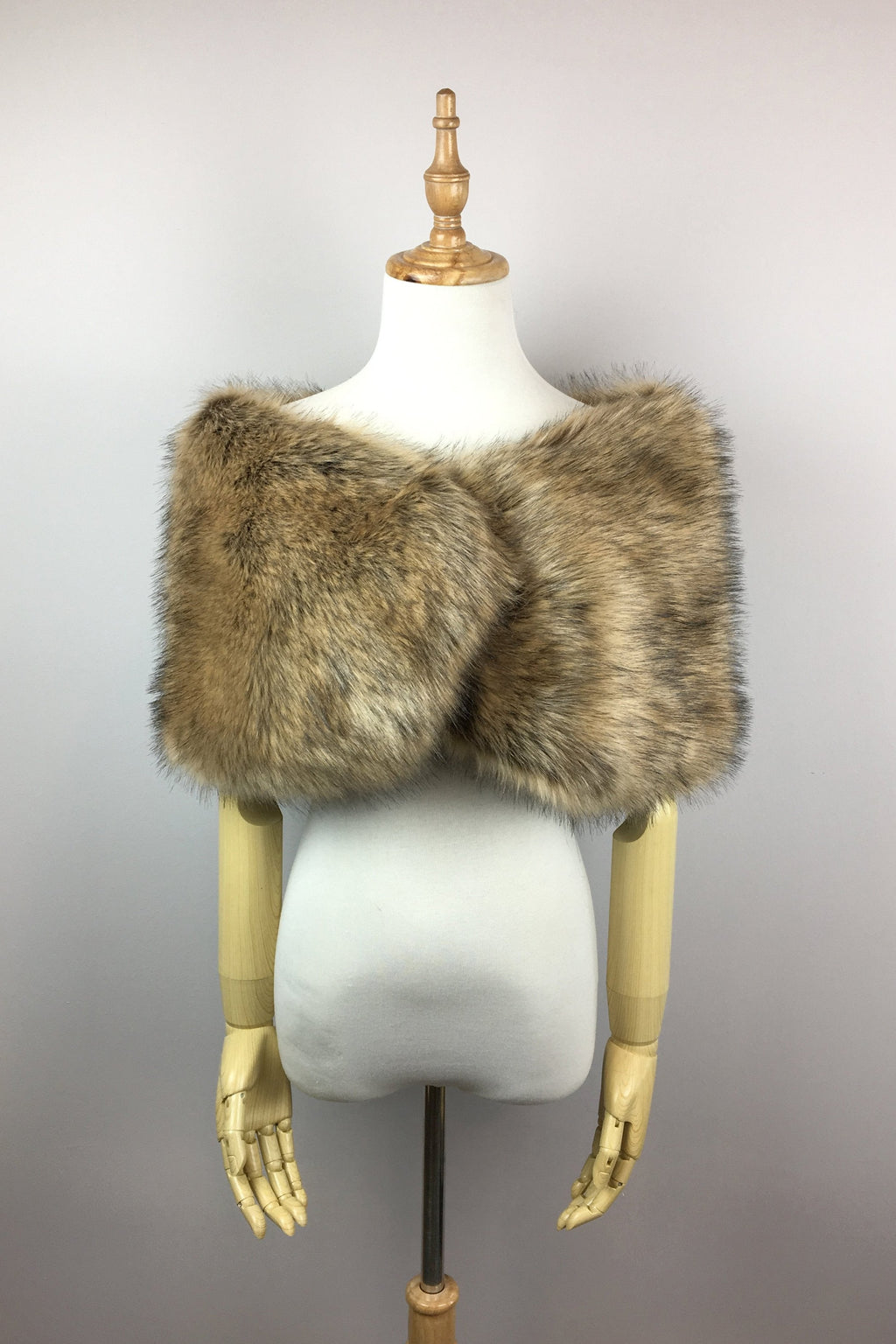 Honey Brown Fur Wrap (Serena LBrw03)