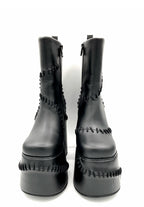 Ragdoll Platform Boot
