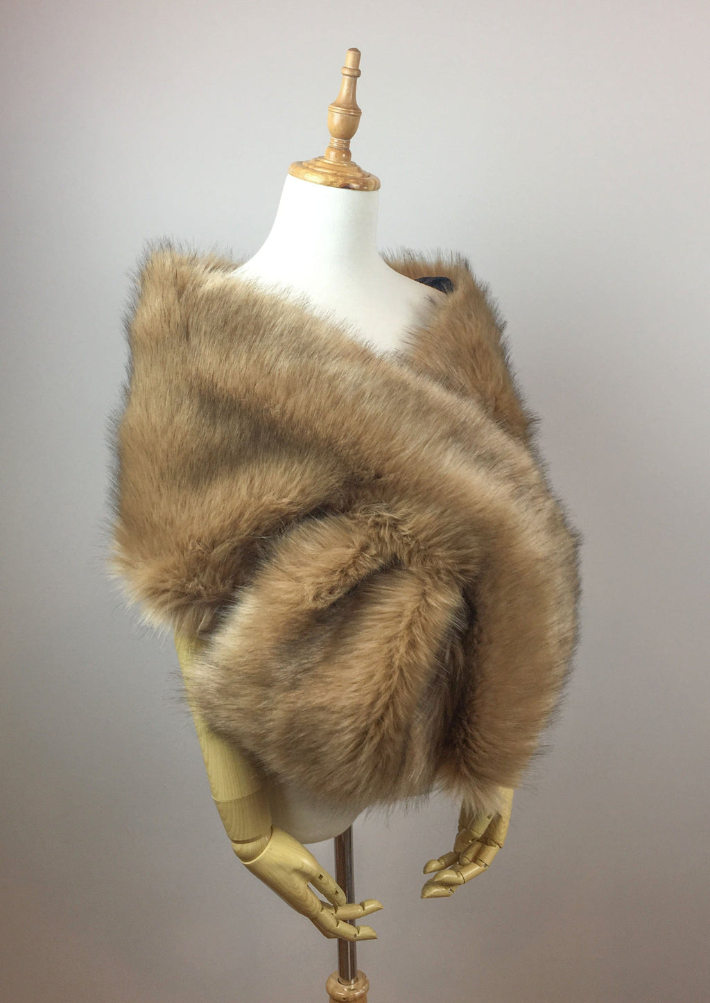 Honey Brown Faux Fur Shawl (Lilian LBrw03)