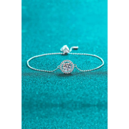 Elegance redefined moissanite bracelet for luxury fashion enthusiasts $100 moissanite jewelry over 0.3 carats