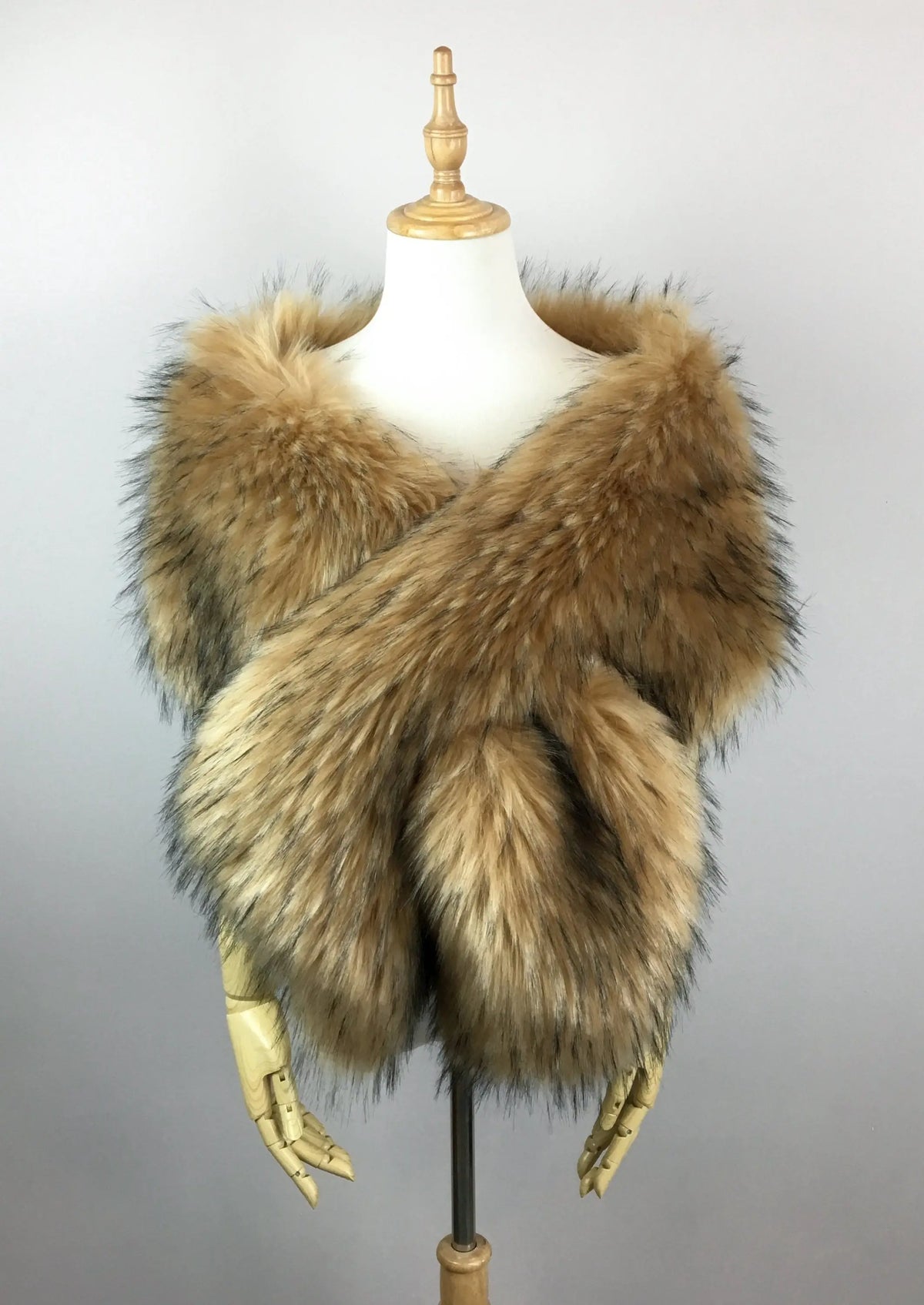 Brown Fur Shawl (Lilian LBrw02)