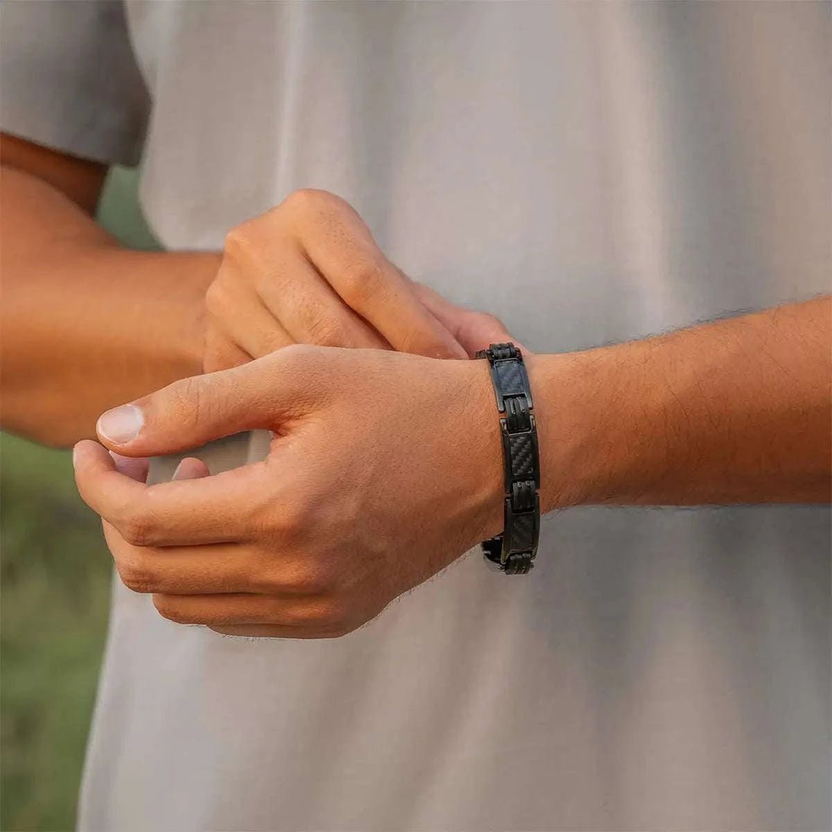 Carbon Fiber Magnetic Bracelet for Men (Black) - Maven Couture IncBracelet