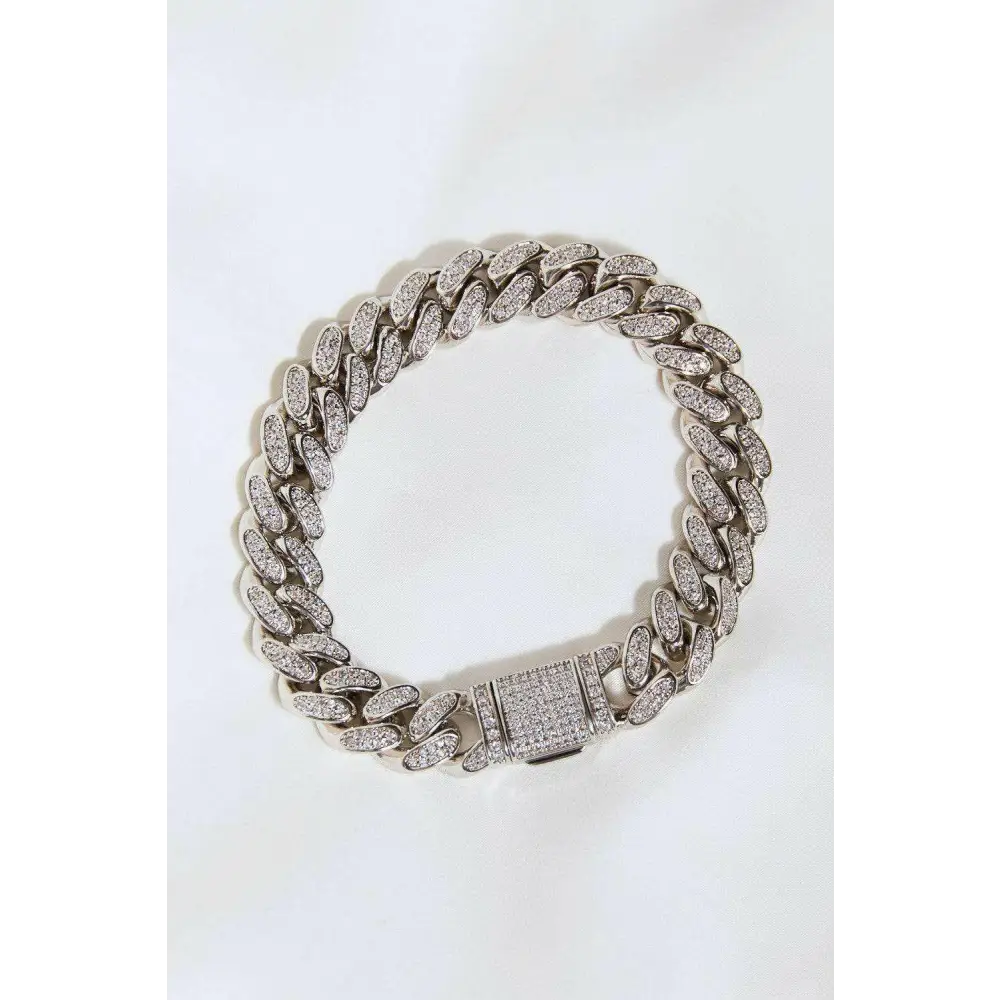 Curb chain bracelet redefines luxury fashion for woman in exclusive style $45 this stunning bracelet is all about