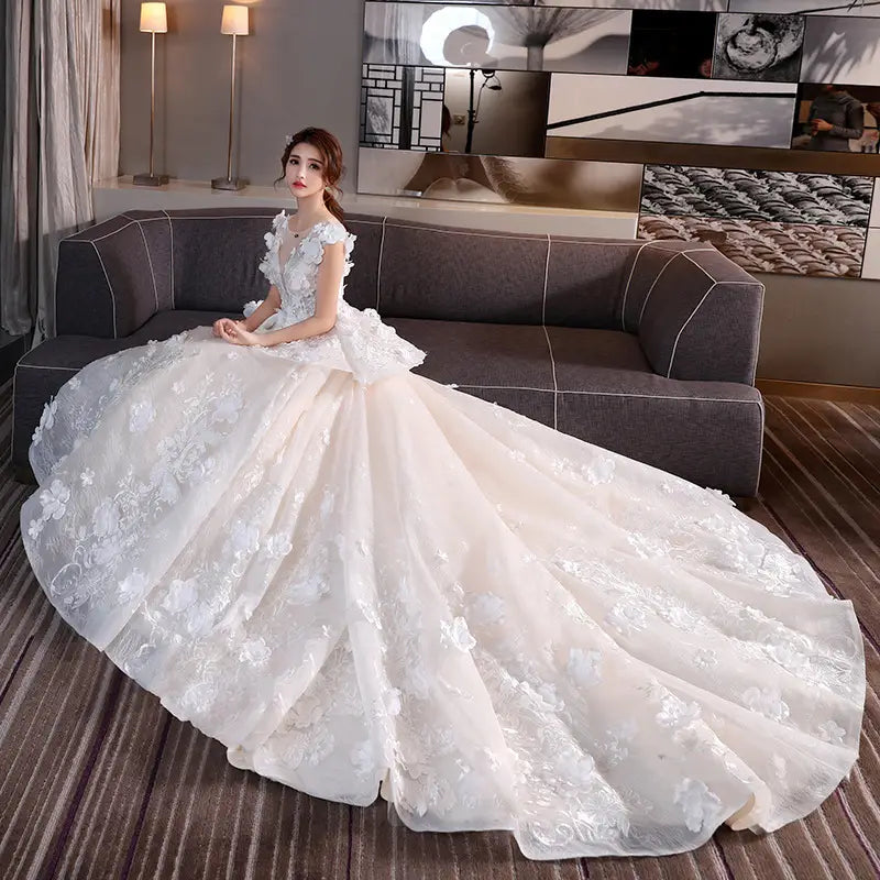 Timeless lace wedding dress in luxury fashion for women