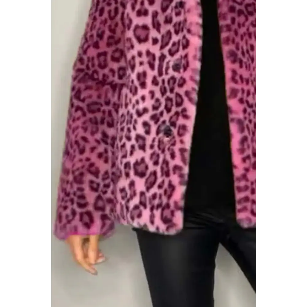 Elevate your wardrobe with the luxe leopard collared coat from maven couture $31.99 basic yet elegant style, perfect