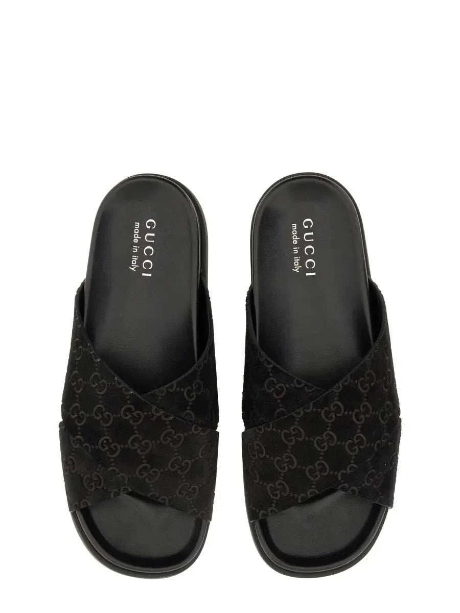 GUCCI Men's GG Pattern Slider Sandals - Stylish Comfort for Spring/Summer 2025, Made in Italy - Maven Couture IncSANDALS