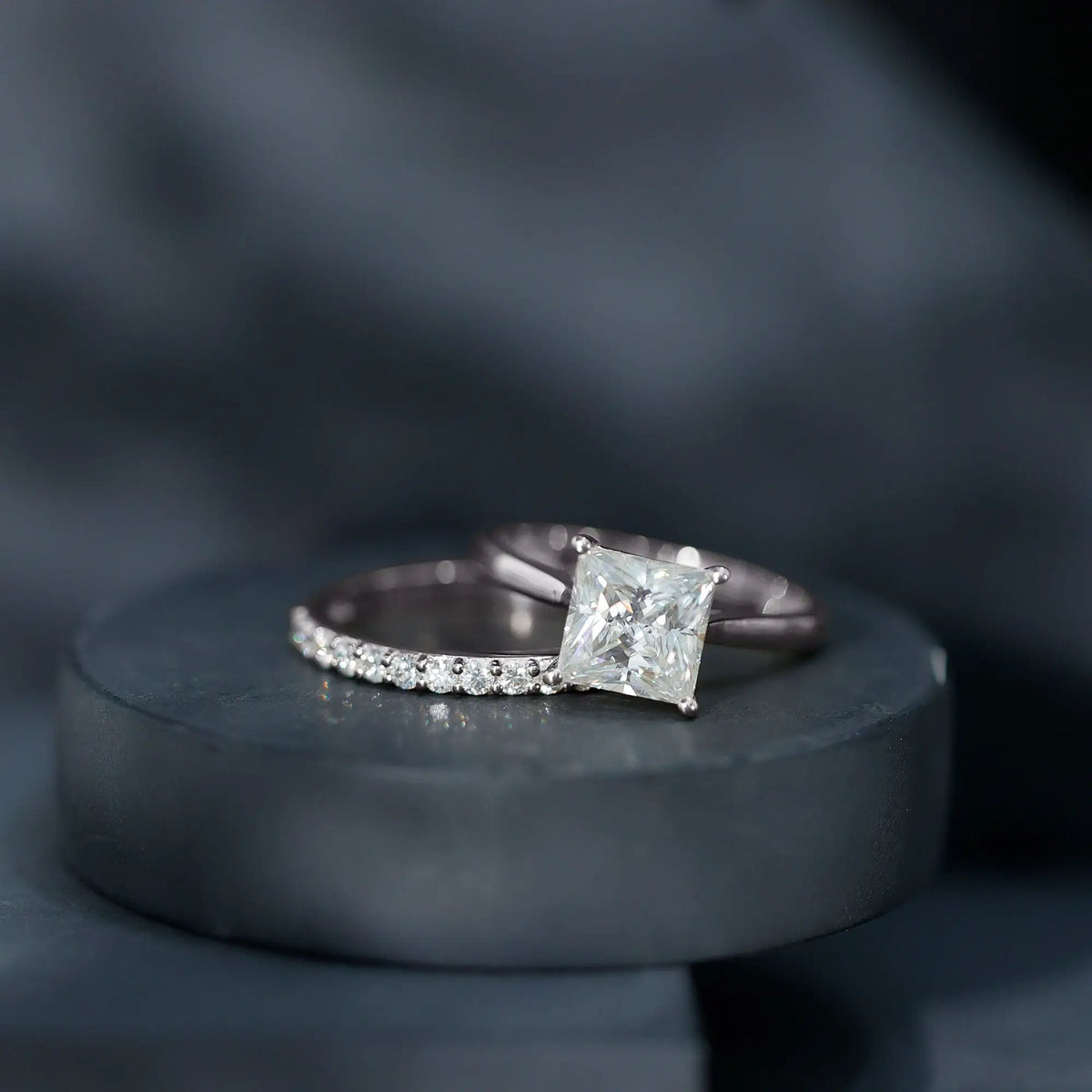 IGI Certified 2 Carat Lab Grown Diamond Princess Cut Engagement Ring With Wedding Band