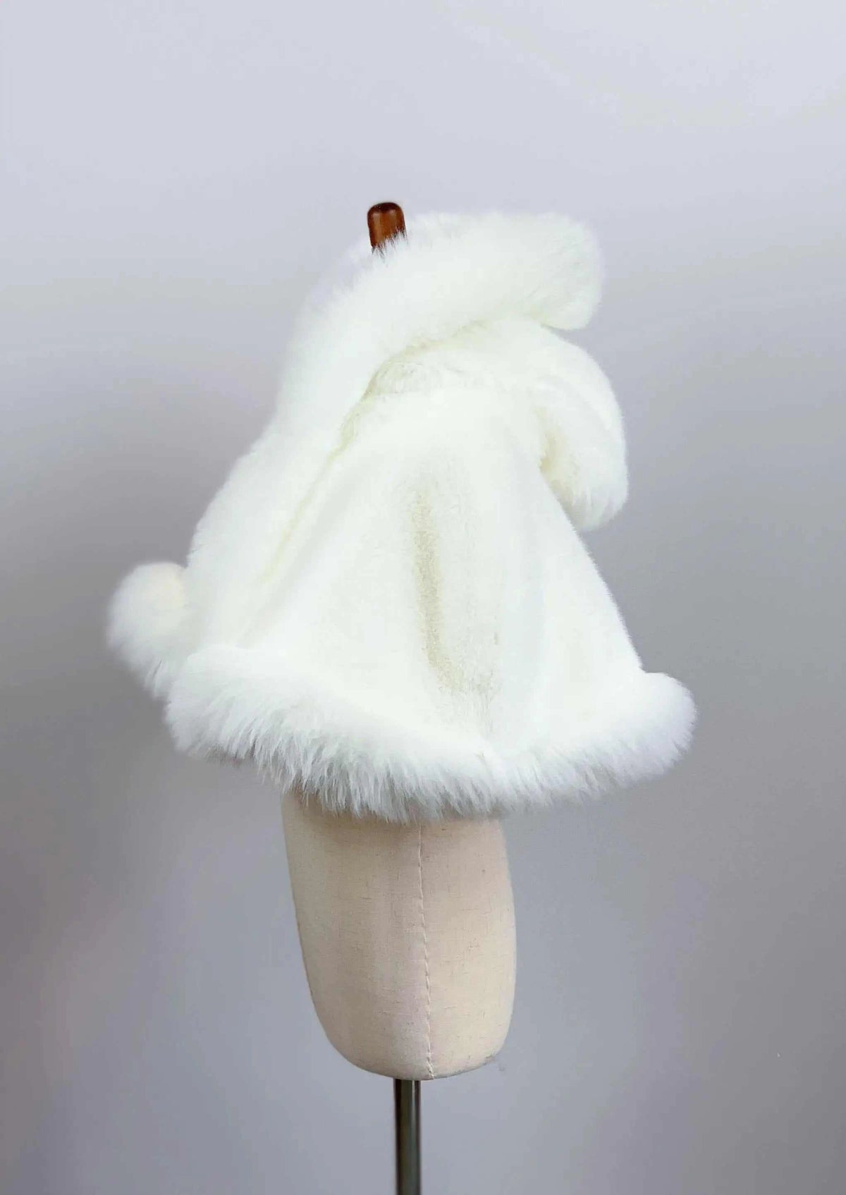Ivory / White Faux Fur Flower Girl Cape Shawl Stole Coat (Amy Wht01)
