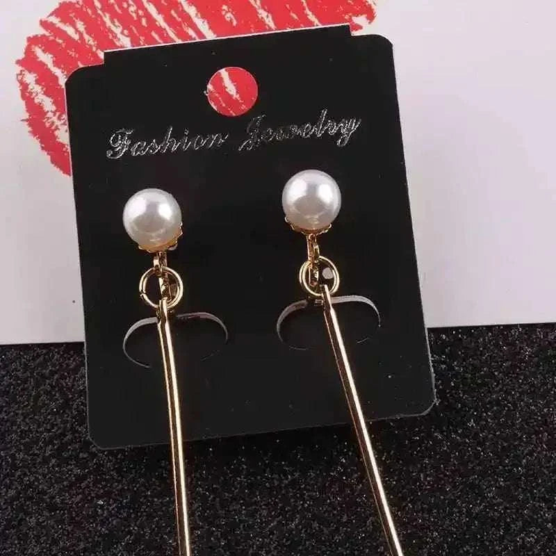 JIOFREE Fashion elegant gold-tone clip-on earrings with round imitation pearl studs and slender bars