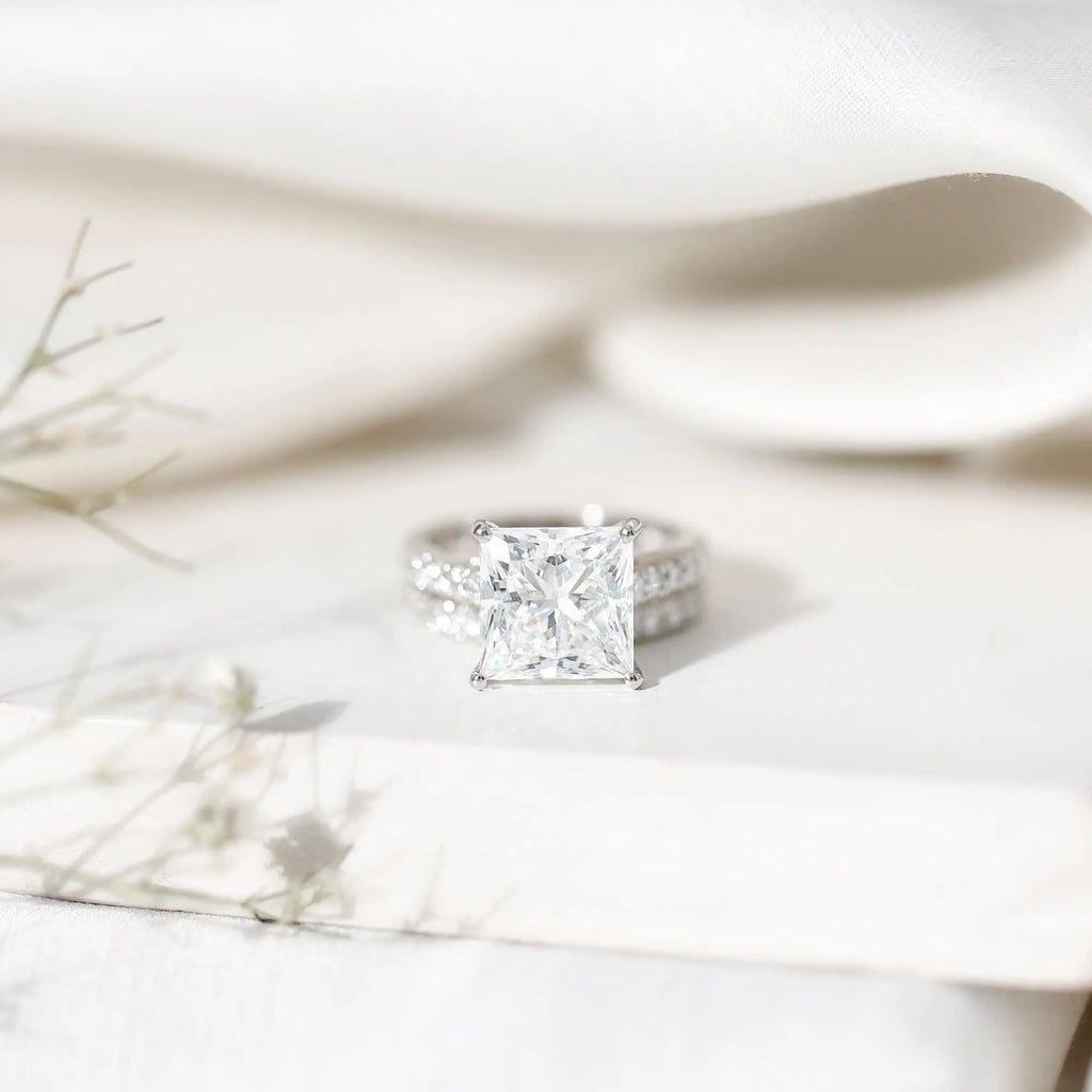 Lab Grown Diamond large 5 carat princess cut solitaire engagement ring set with prong setting and side stones