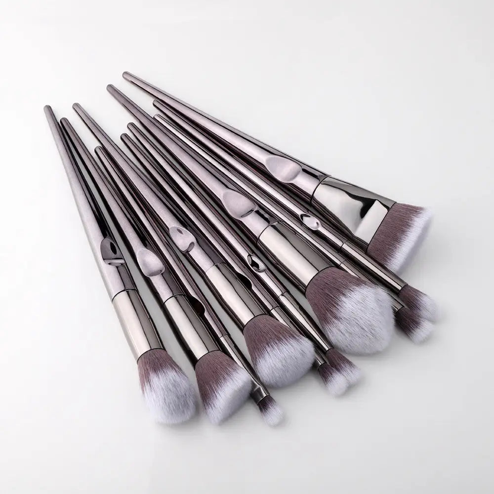 Elevate your beauty routine with luxury laser makeup brush set $14.99 product information： dive into the world