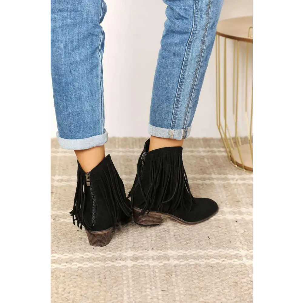 Charming fringe cowboy ankle boots for timeless luxury fashion for women $55 discover these captivating ankle boots,