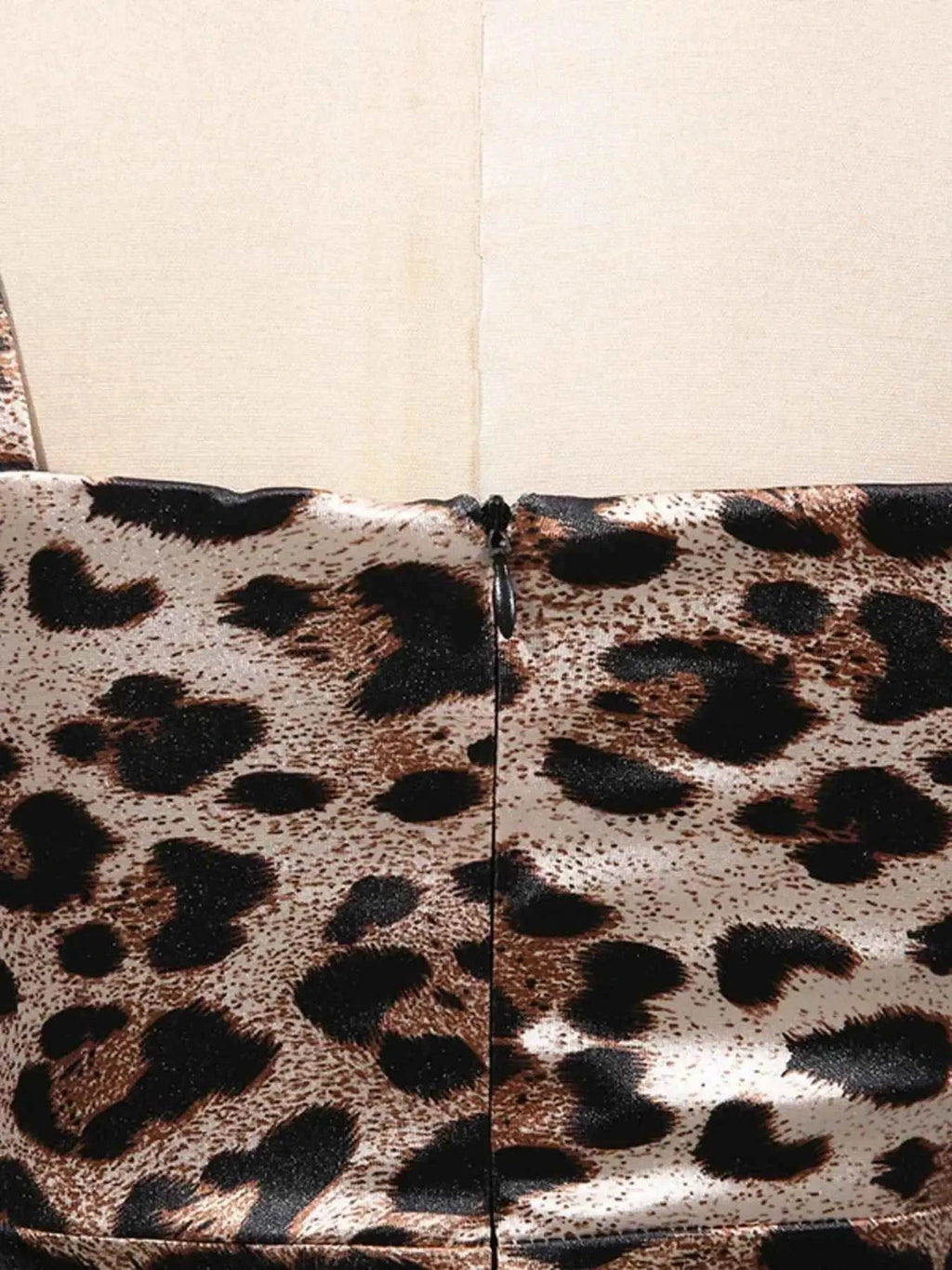 Leopard Print Bodycon Back Slit Midi Dress