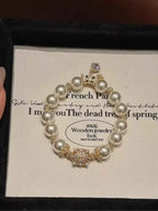 Modern Minimalist Jewelry Collection: 18K Gold-Plated Pearl Bracelet