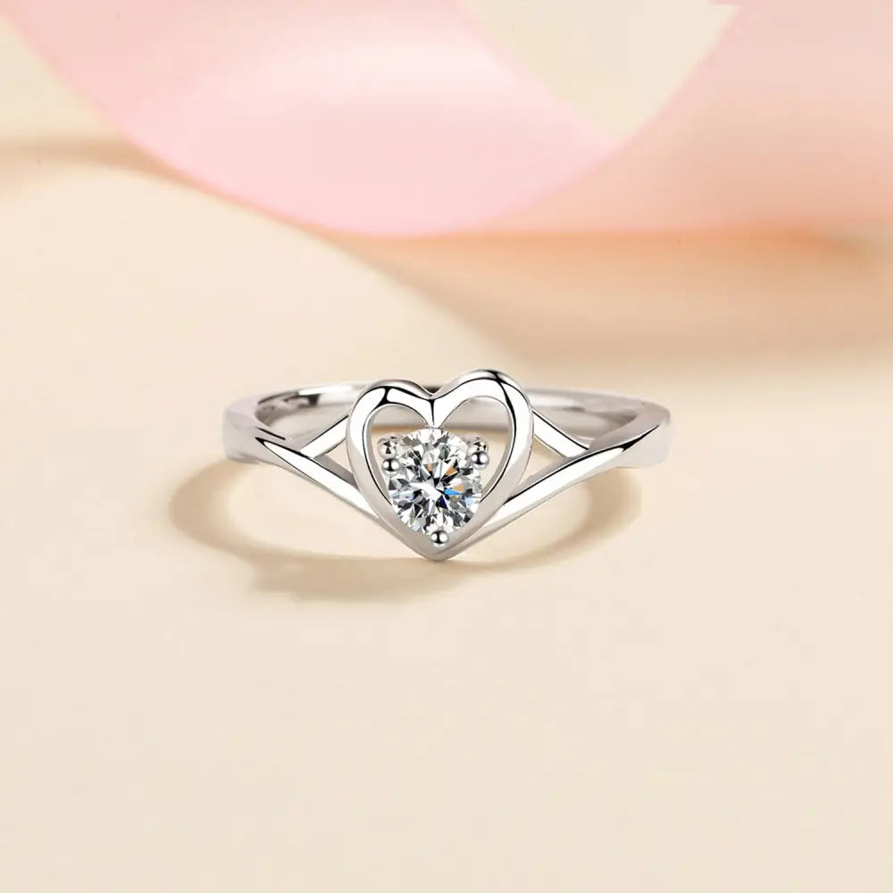 Exquisite moissanite heart ring for luxury fashion and exclusive jewelry $23.99 1-piece each exquisite piece