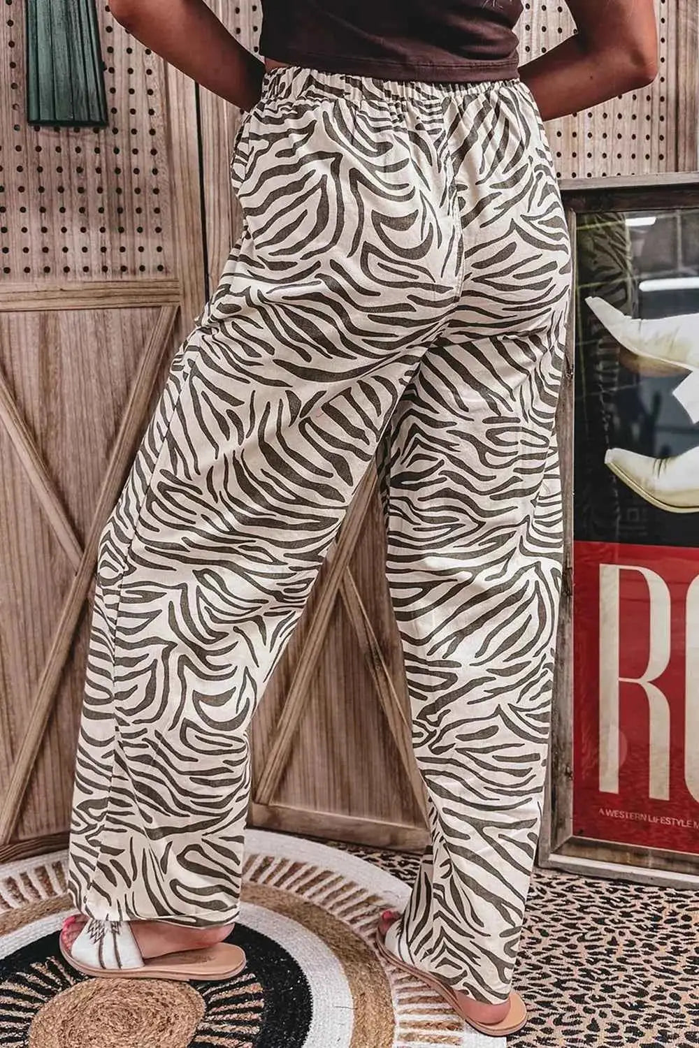 Multicolour Western Print zebra pattern elastic waist pocket pants made of lightweight fabric with drawstring detail