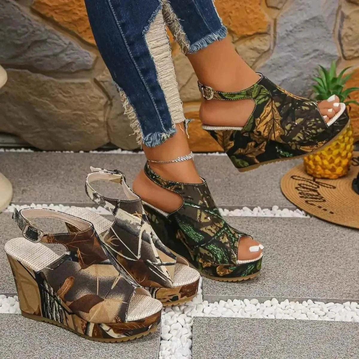 Open Toe Wedge Sandals in camo print with slingback straps and high heels, made of PU leather and rubber, worn with jeans