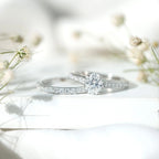Oval Shaped 1 Carat Lab Grown Diamond Bridal Ring Set with IGI Certificate