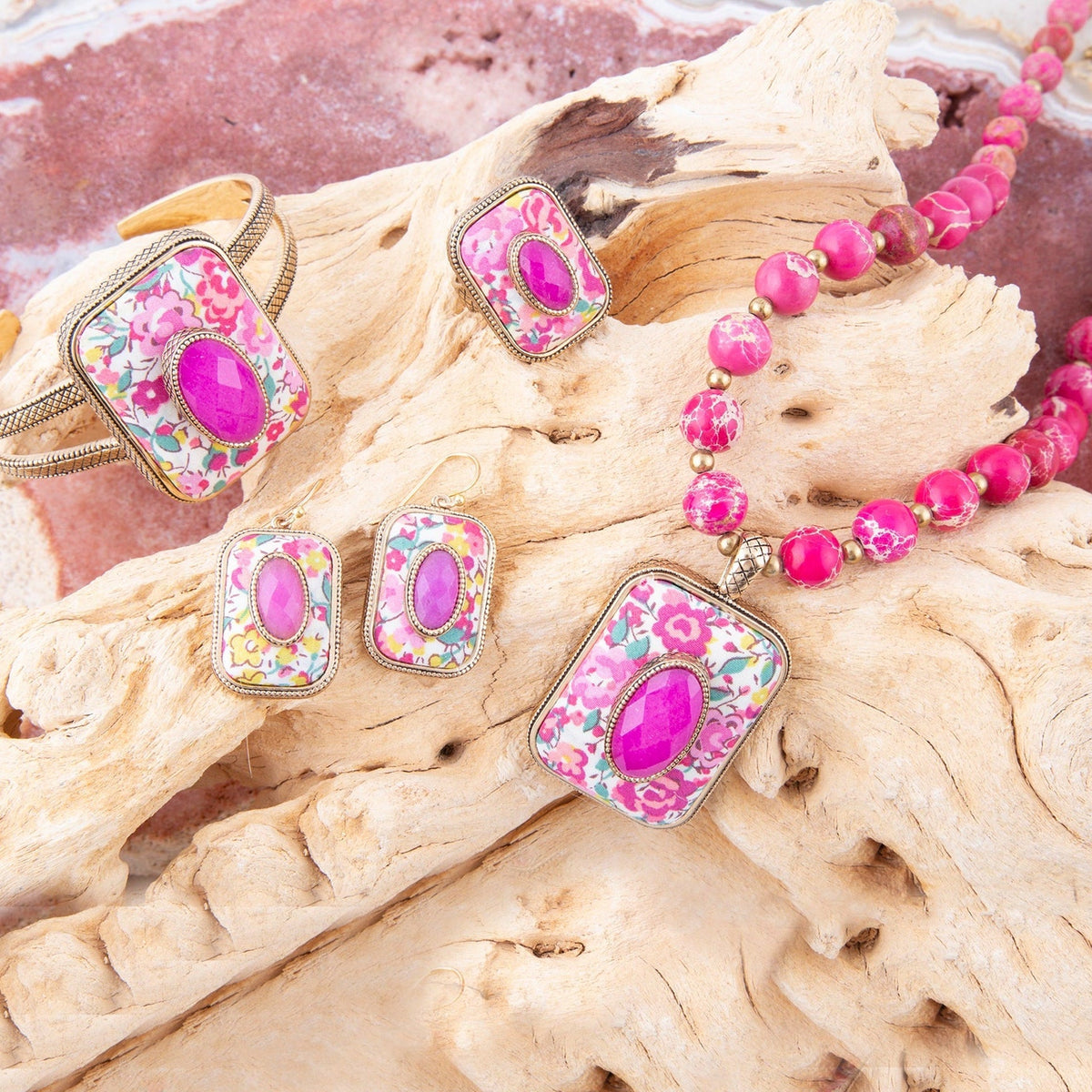 Pink Agate Stacked Stone Floral Pendant Necklace - Maven Couture IncNecklaces