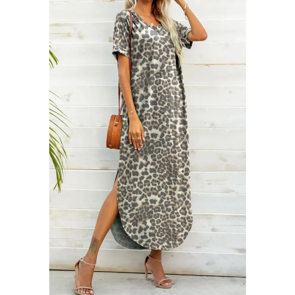 Elevate your wardrobe with luxury fashion camouflage midi dress $35 casual dresses sizing regular pattern camouflage,