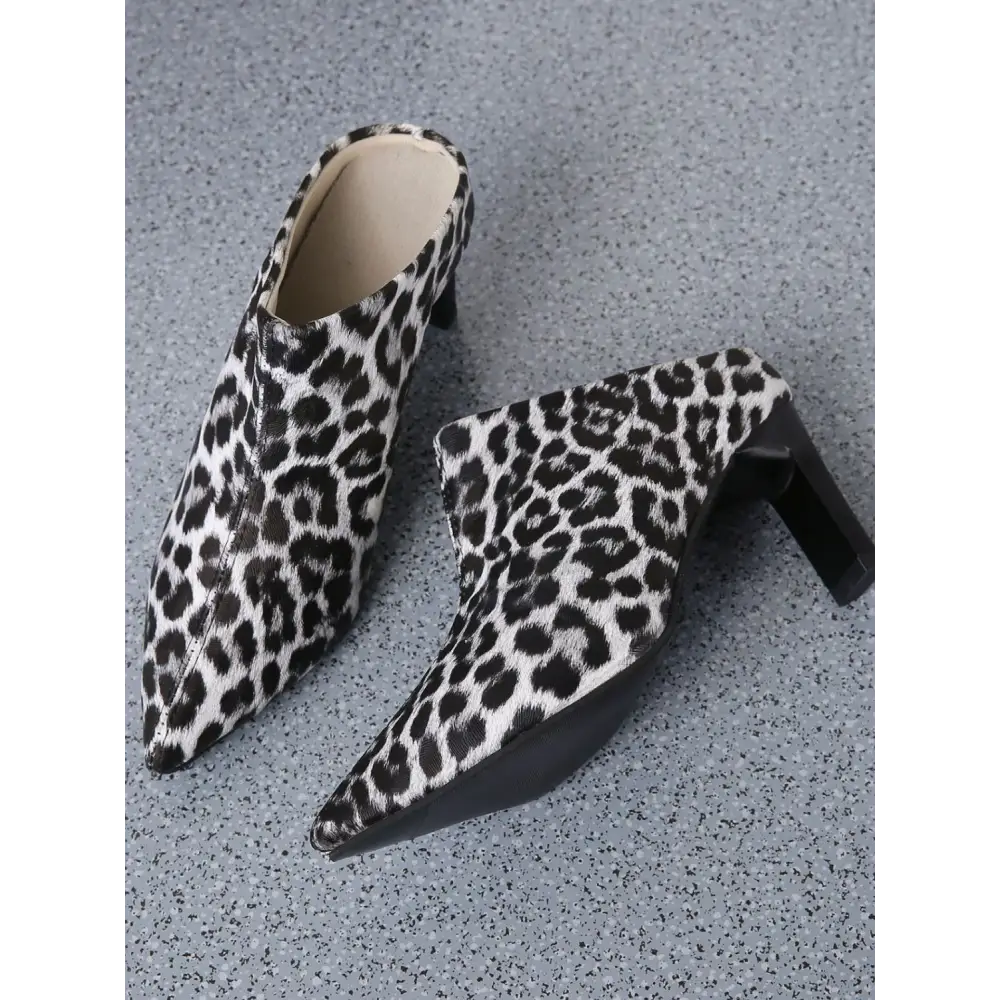 Exquisite pu leather leopard pumps redefining luxury fashion for women $26.99 box not included, adding an element