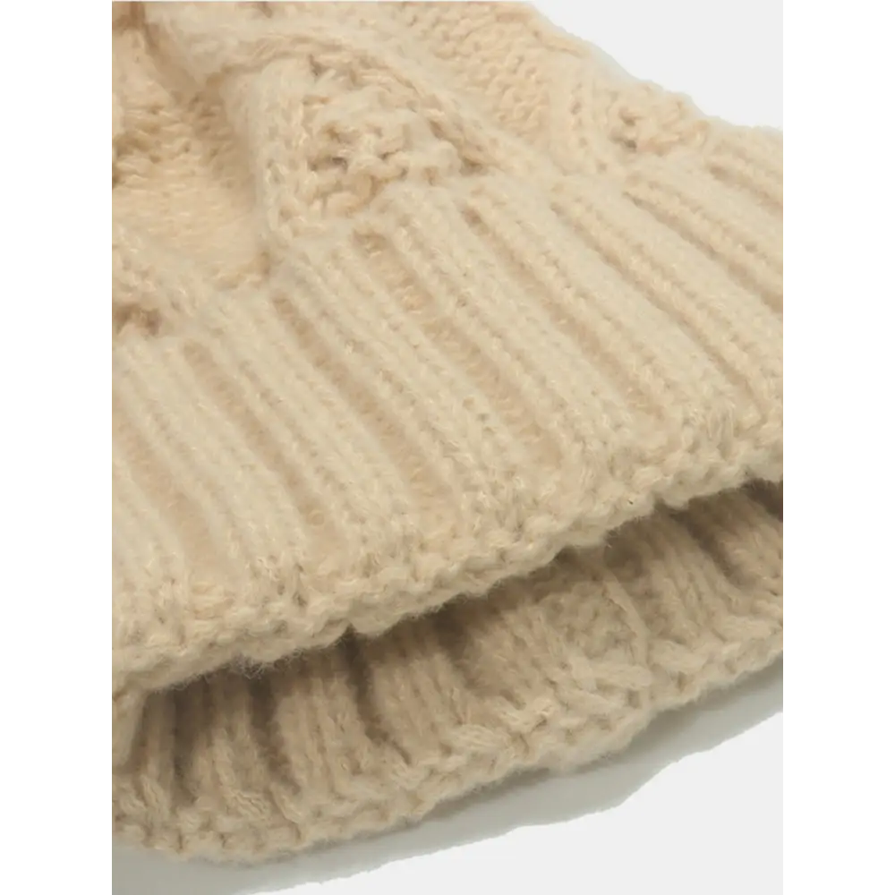 Roll rim cable-knit hat a pinnacle of luxury fashion for women $17.99 1-piece acrylic imported product height 9.1 in,