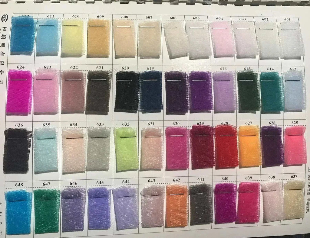 Fabric color swatches in various shades including blue, pink, purple, green, orange, white, black, and beige for Smileven Princess Wedding Dress customization