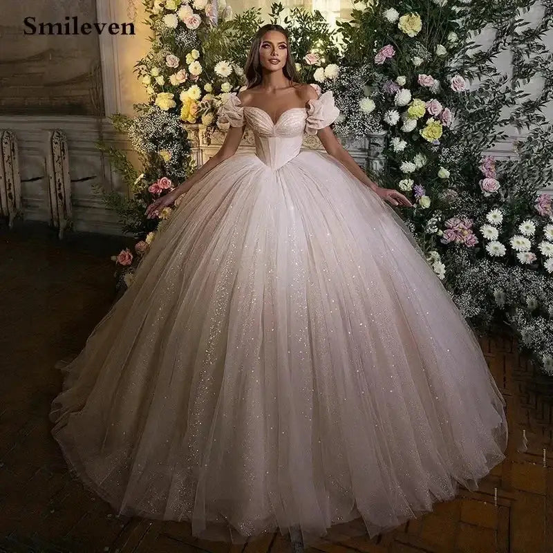 Smileven Princess Wedding Dress sparkly white tulle ball gown with sweetheart neckline and puff sleeves